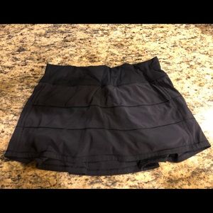 NWOT Lululemon Pace Rival Skirt Black - Size 8 Reg